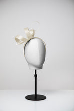 Load image into Gallery viewer, Jenny &amp; Alice Band Fascinator