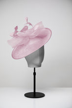 Load image into Gallery viewer, Poppy &amp; Large Saucer Fascinator