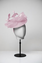 Load image into Gallery viewer, Poppy &amp; Medium Saucer Fascinator