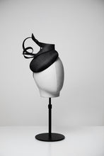 Load image into Gallery viewer, Ella &amp; Button Base Fascinator