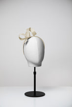 Load image into Gallery viewer, Olive &amp; Alice Band Fascinator